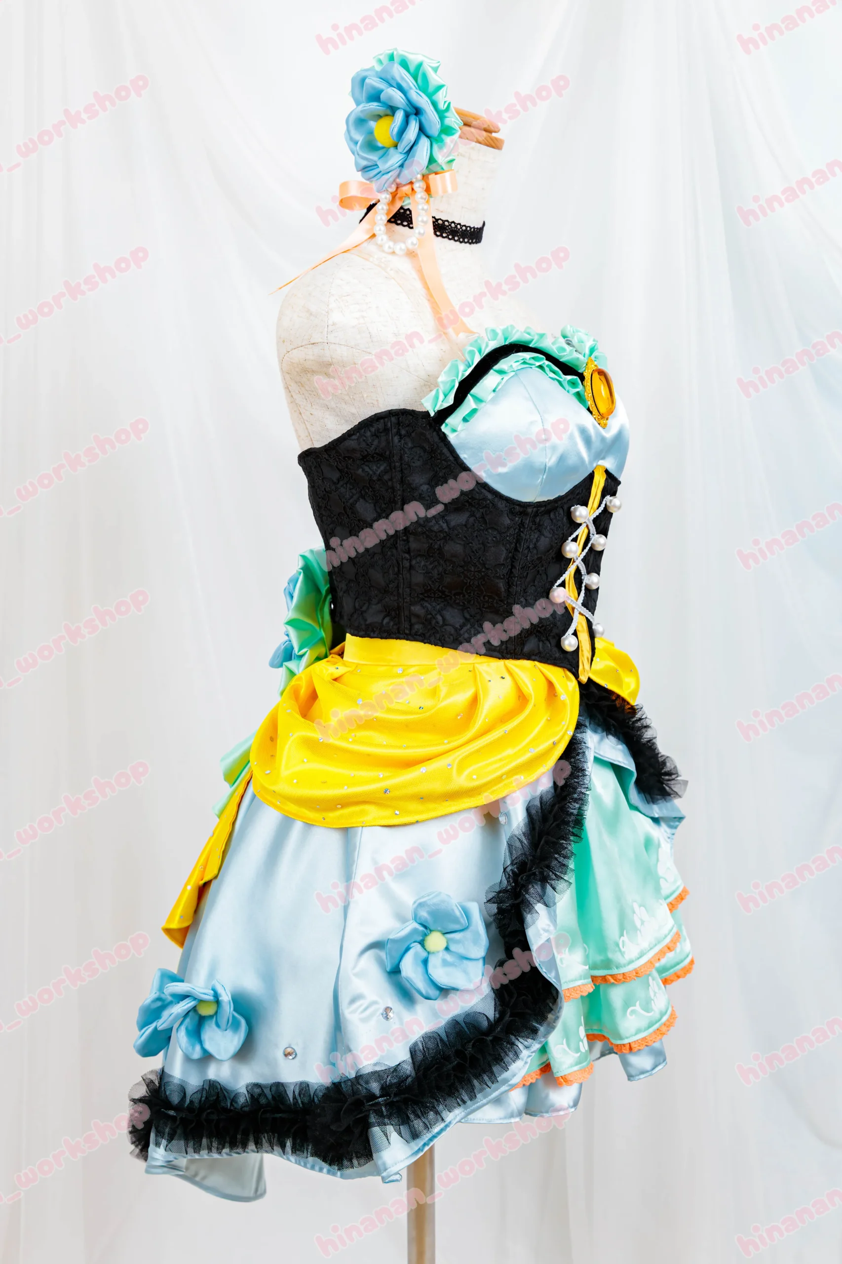 クールアイドル衣装横画像