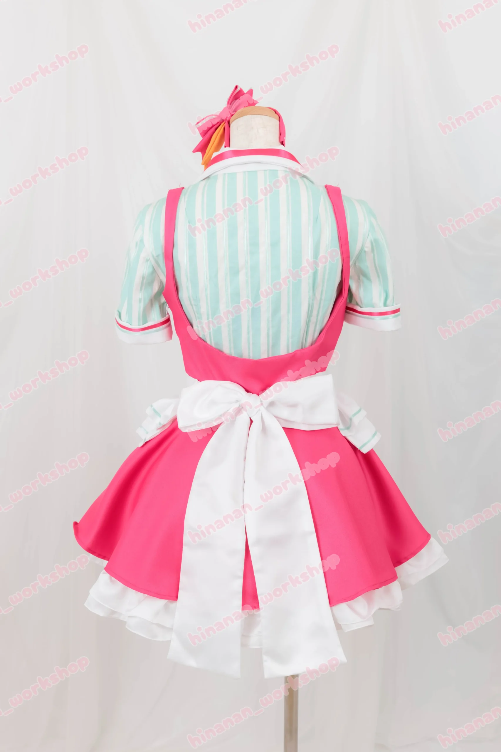 アイドルメイド衣装後ろ画像
