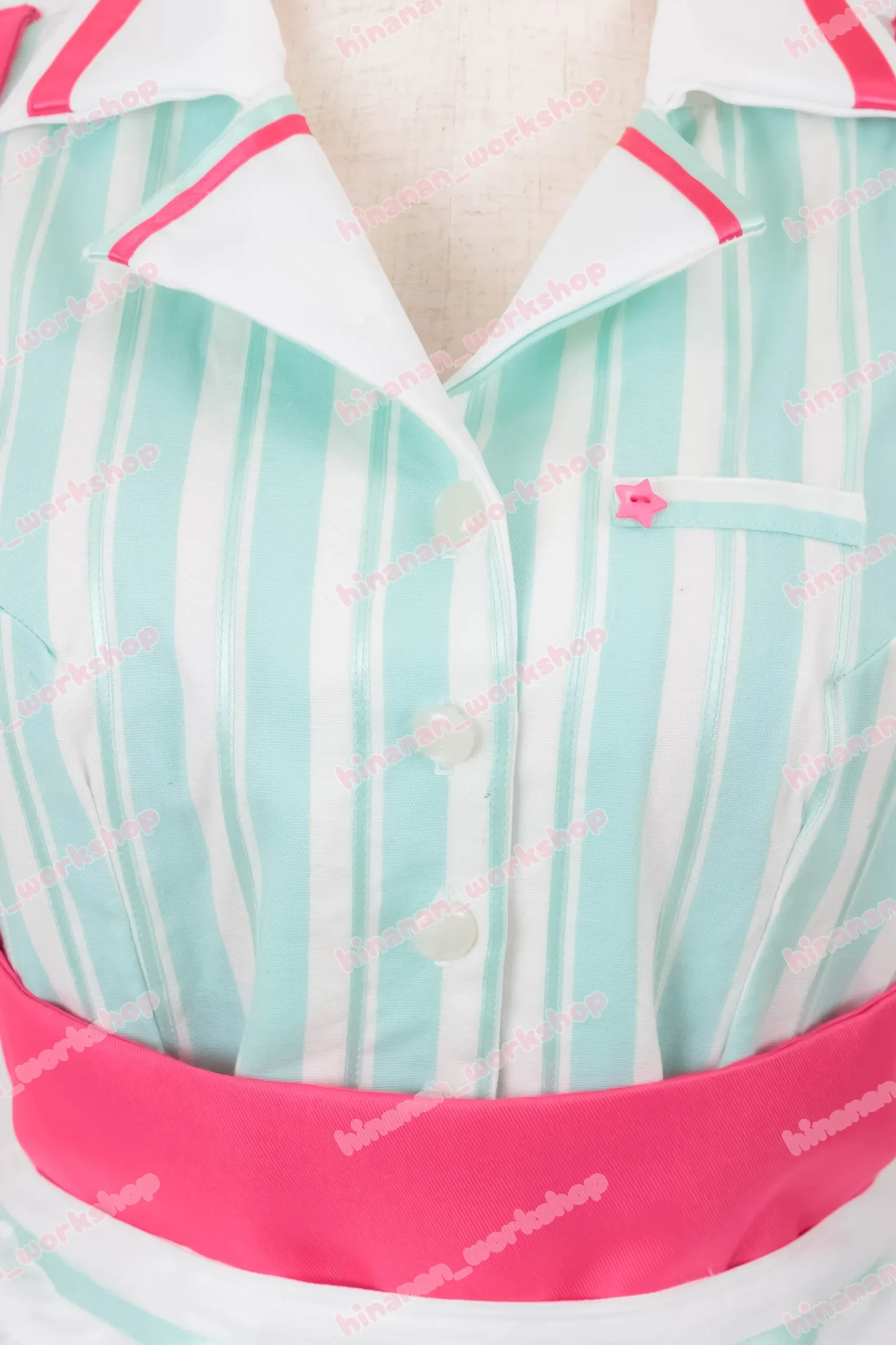 アイドルメイド衣装胸元画像